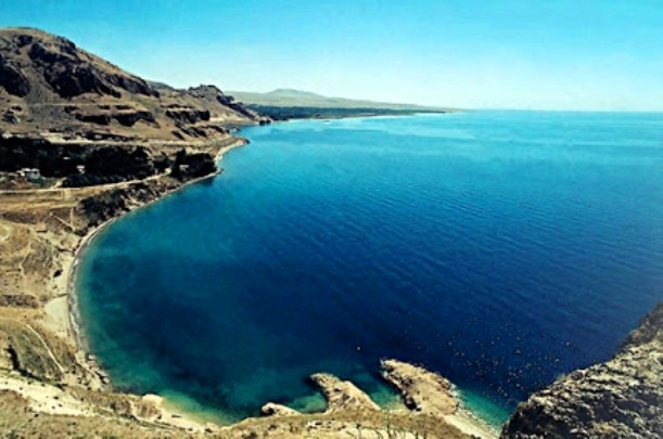 van gölü  türkiyenin en büyük gölü